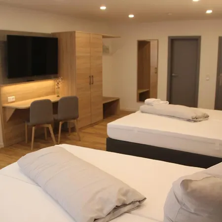 Am Kirschberg 3* Alten Buseck