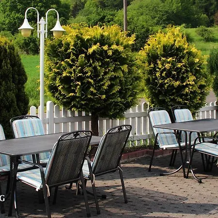 & Restaurant Am Kirschberg 3* Alten Buseck