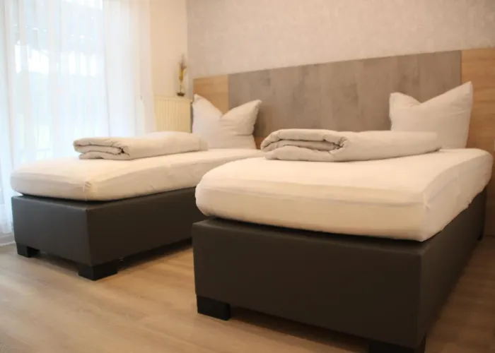 Hotel Am Kirschberg 3*